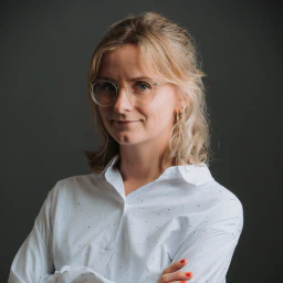Photo of Elisabeth Leduc